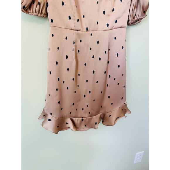 Here Comes The Sun Indiana Puff Sleeve Lace Up Back Dress - Picture 5 of 10